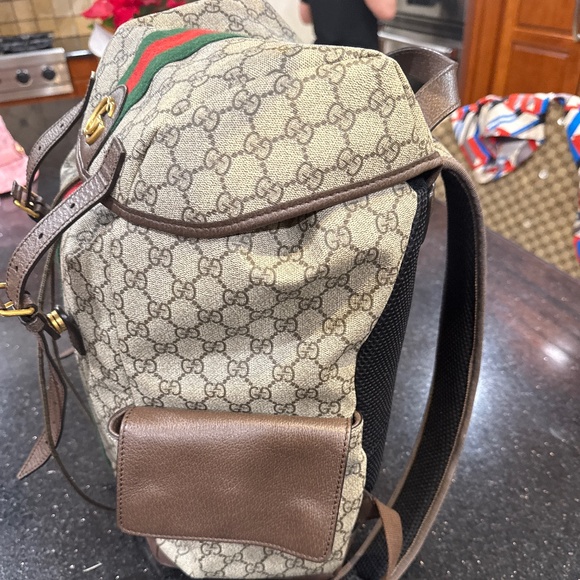 Gucci GG Supreme canvas backpack main image 6